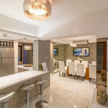 Posidonia 别墅 Paphos